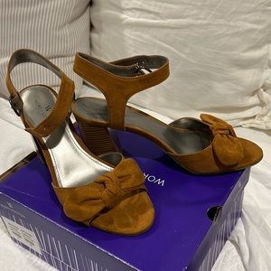 Camel suede heels